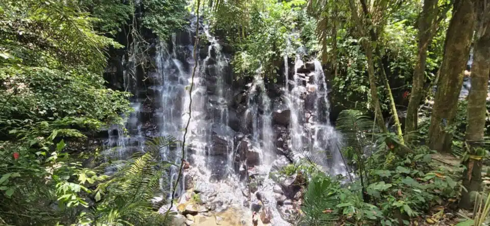 Was Bali zu bieten hat 7 Kanto Lampo Wasserfall