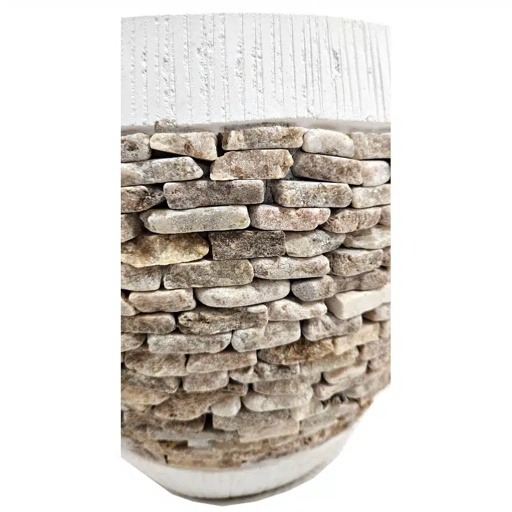 Blumen Übertopf, mit Natursteinen, 29cm Durchmesser Blumen Übertopf, mit Natursteinen, 29cm Durchmesser