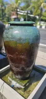 Blumenübertopf / Wasserspiel