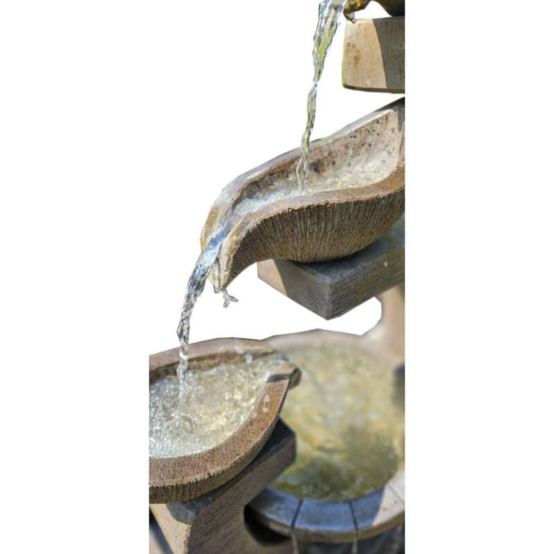 4 Etagen Brunnen, Wasserkannen, 140cm hoch