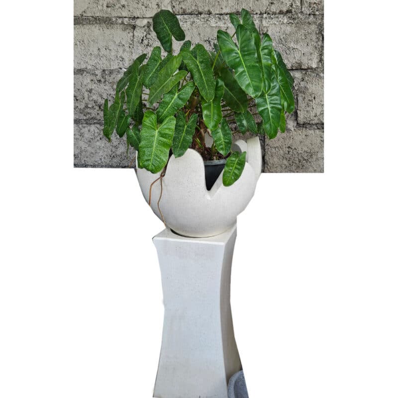 Blumenständer "gebrochenes Ei", 90cm hoch, 40cm Durchmesser