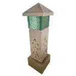 Cahaya Gartenlampe: Balinesische Betonguss-Laterne mit Glas und Spitzdach, 110 cm