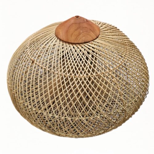 Mentari Rattan-Lampenschirm mit Teakabschluss, Ø 50 cm