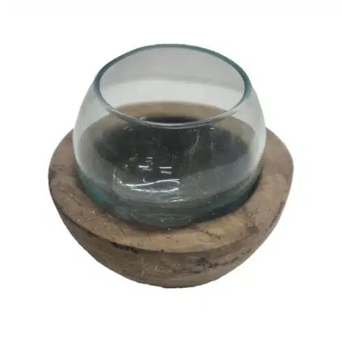 Banyu Rindu Glasschale: Mundgeblasenes Recyclingglas auf Naturholz, Ø 10,5 cm